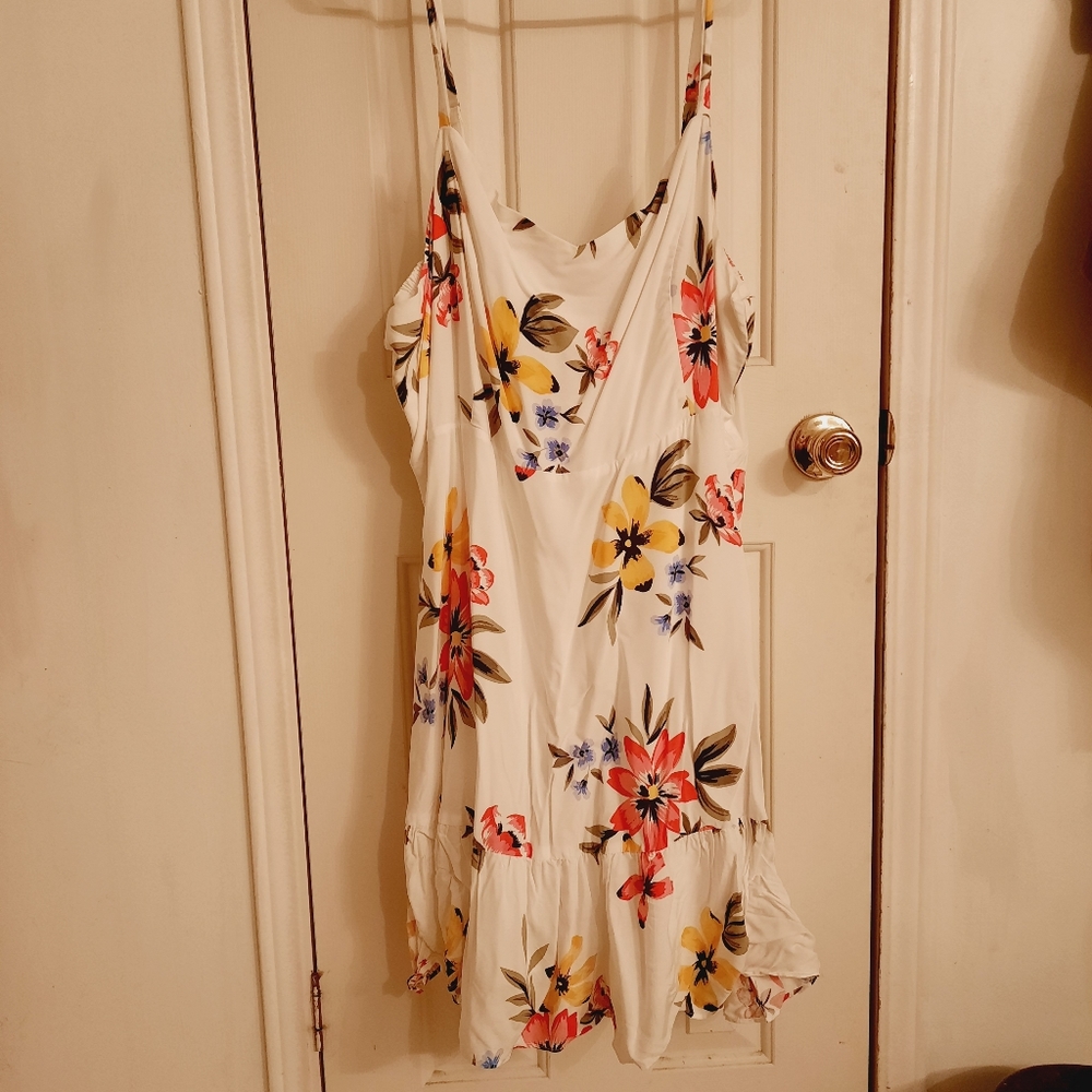 Tiered Cami Dress: white with floral print, Old Navy size XXL